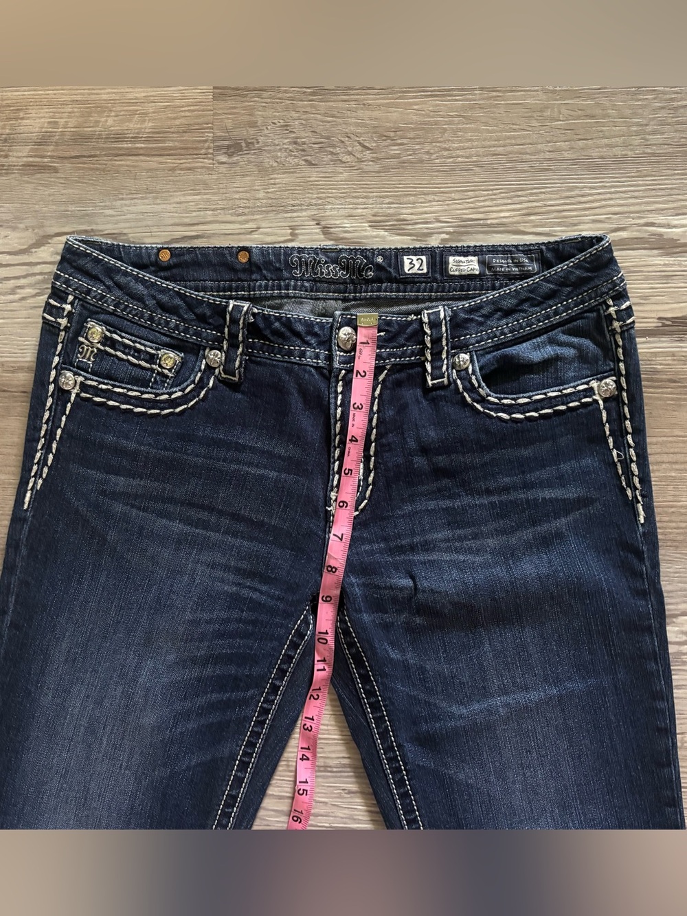 Miss Me Dark Blue Cropped Jeans with Contrast Stitching - Picture 3 of 5